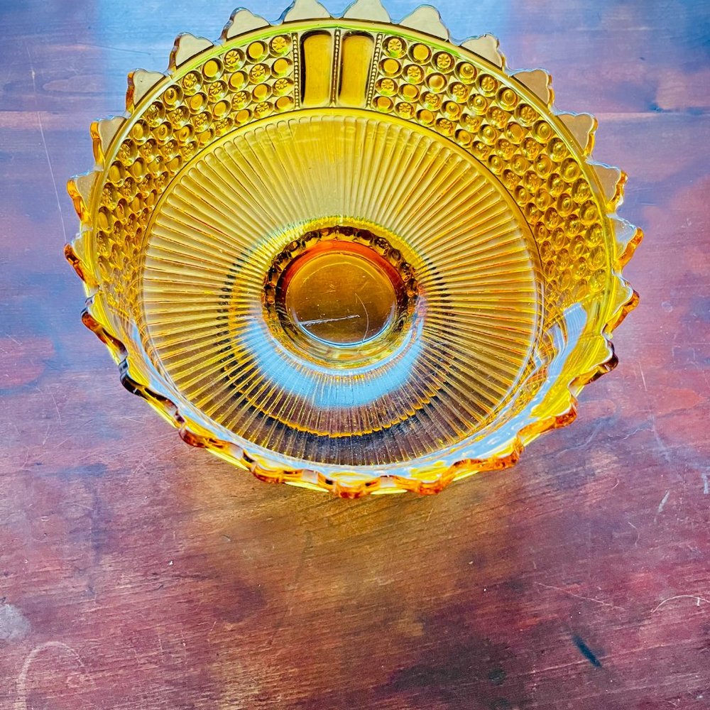 Antique Victorian 1880’s Pressed Glass Amber Three Panel Scalloped Serving Bowl - Picture 4 of 4